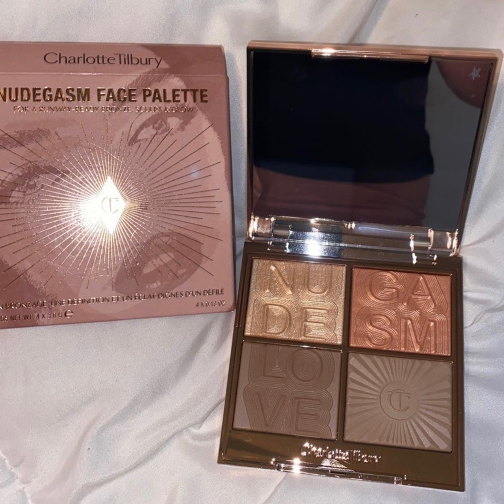 SOLD OUT Charlotte tilbury Nudegasm